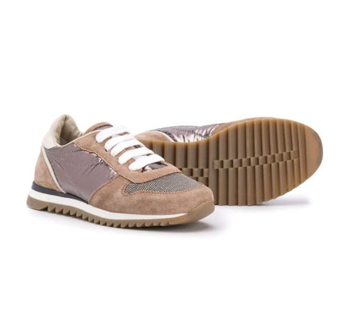 Contrasting panel sneakers